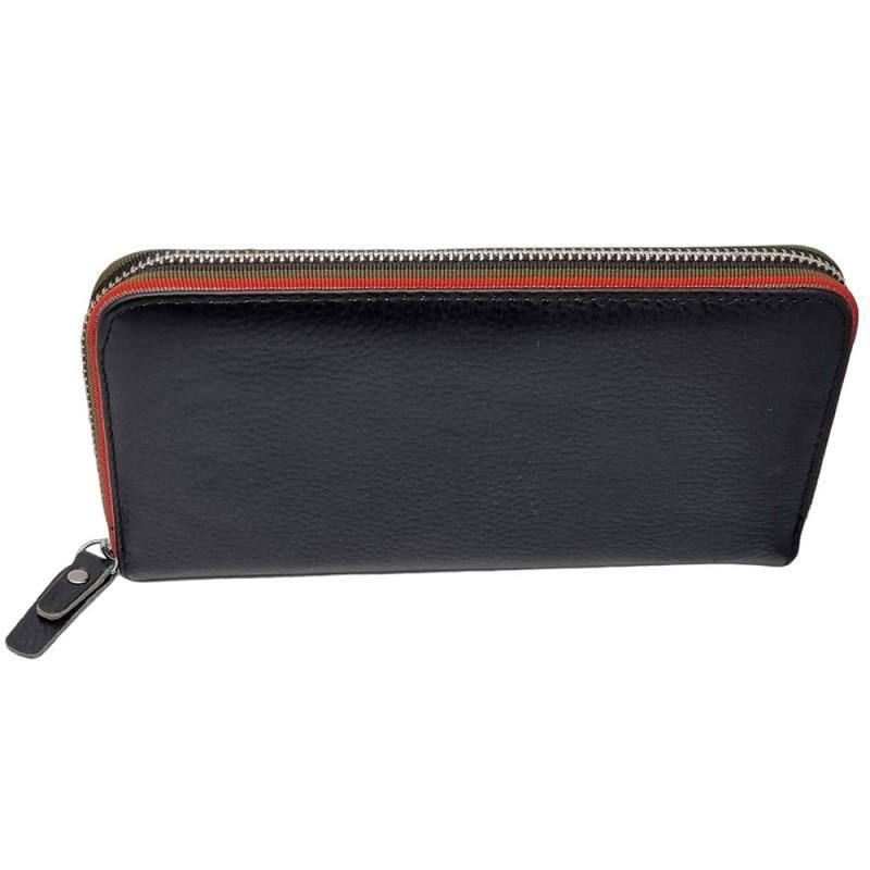 Timeless Sophistication – The LUXNA Clutch